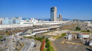 茫然。通過の新幹線速いですね【JR郡山駅】在来線も来た。山はビルに隠れてるけど美しま福島