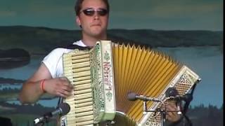 Accordion;  Anders Larsson Orchestra speler Sevastasteppen.