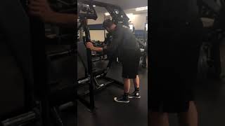 Isolateral Shoulder Press