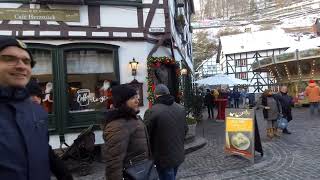 Besuch Weihnachtsmarkt inmitten der historischen Altstadt Monschau Eifel 2023