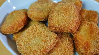 HOMEMADE CHICKEN NUGGETS