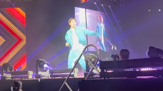 B.I 비아이 - Keep me up - MIK Festival Paris 230218 [4K60 HDR]