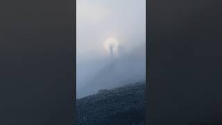 Japanese mountains .Mt.Yotei  Brocken specter.羊蹄山、まさかのブロッケン現象、雲の中あきらめていた御来光