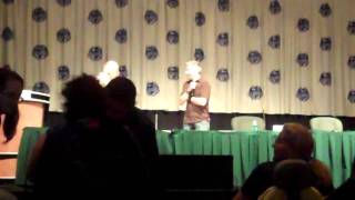 Danger Woman asks Stan Lee a question - Dragoncon 2010