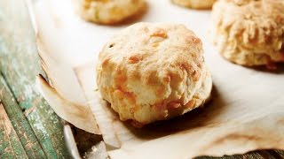 Garlic Cheddar Biscuits | 2014 Milk Calendar