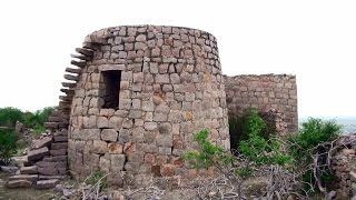 An Evening at Shahapur Fort - Karnataka