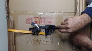 how to pack a parcel using Strip packing Tool kit. manual strap stretch and sealing tool for cargo 2