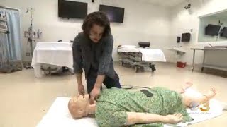 How to learn to perform CPR from your phone
