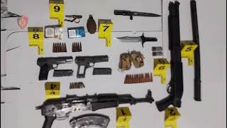 Sekuestrohen arsenal armësh, municione, granatë e drogë në Elbasan, 3 të arrestuar dhe 1 në kërkim