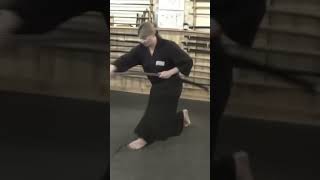 SAMURAI FIGHTING TECHNIQUES ⛩ Eishin Ryu Iaijutsu - Quick Draw Sword Training: Iaido #Shorts
