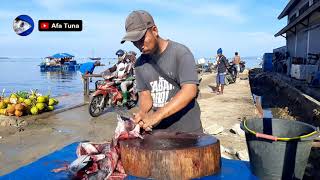 Keterampilan Abang Fadil Potong Ikan Cakalang Segar di Sele dan di Iris Kecil