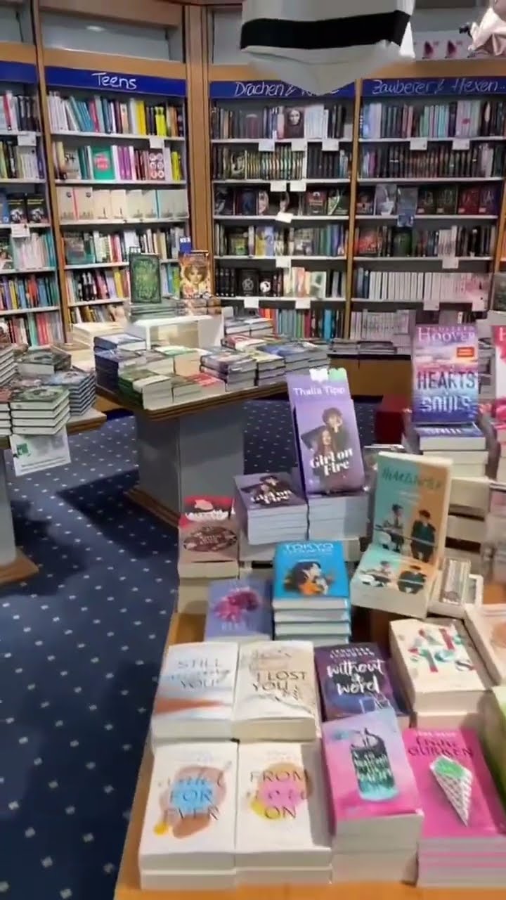 Booktok Booktube Bücher Bücherwurm Bookshopping Bookstagram Booktok Booktube Bücher Bücherwurm Bookshopping Bookstagram