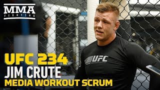 UFC 234: Jim Crute Won't Mind if Cut Under Eye Opens in Fight: 'I Enjoy Being in