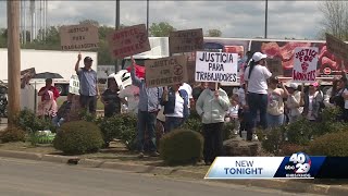 Tyson Employees Protest Plant Closing