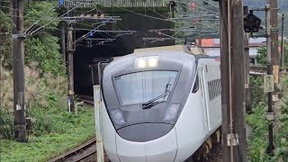 211次花蓮發車經由北迴線開往樹林的EMU3000型十二輛編組EMU3014皮蛋豆腐騰雲號紅色帶新城際自強號列車