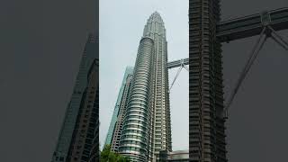 អាគារភ្លោះ KLCC TOWER ទីក្រុងកូឡាឡាំពួប្រទេសម៉ាឡេស៊ី #malaysia #kualalumpur #klcc #youwalker