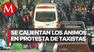 Policías de la CdMx encapsulan a taxistas en plena manifestación