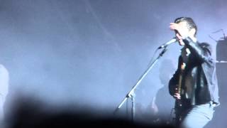 Arctic Monkeys - knee socks - Paris Rock en seine 22/08/2014