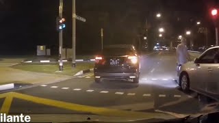 15jan2019  #SKH3722H lexus ct200h reckless turn without check if pedestrian crossing is clear