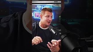 🤯 Tom Brady Helped Gronk Make An EXTRA $1 MILLION 💰 #NFL #shortsbeta