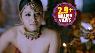 Yuganiki Okkadu Scene - Anitha Tries To Seduce And Convince The Chola King - Reema Sen