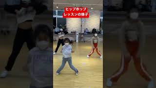 ヒップホップダンスレッスンの様子