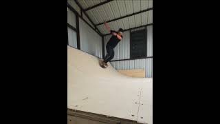 Miniramp #skateboarding | Quick session on the mini | #kickflip #doakickflip #sk8 #skater #skate