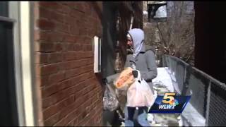 Students often don't get meals when schools cancel classes