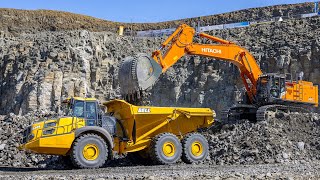 Hitachi Zaxis 690 loading Bell B40E