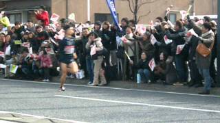 2012年箱根駅伝 小田原中継所より首位東洋大柏原くん