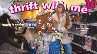thrift with me… but it has to spark ✨JOY✨ (SO MANY GOOD FINDS!!)