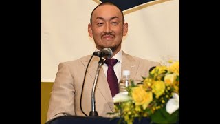 ✅  気合の丸刈り会見だった。マリナーズからFAとなり、古巣オリックスに4年ぶりに復帰した平野佳寿投手（36）が10日、宮崎市内のホテルで入団会見に臨んだ。思いの強… - 日刊スポーツ新聞社のニュース