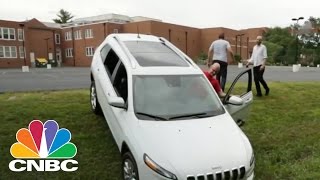 Hackers Hijack Moving Jeep | CNBC