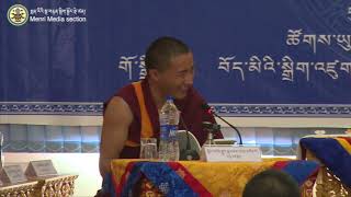 རིས་མེད་བགྲོ་གླེང་ཐེངས་བཞི་པའི་གསུང་བཤད་གནང་མཁན་ལྔ་པ།