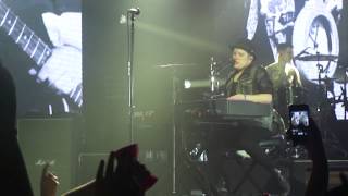 fall out boy save rock n roll oakland