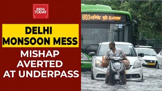 Rains Lash Delhi-NCR: Heavy Rains Lash Parts Of National Capital; Car, Bus Caught In High Water