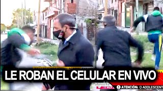 Periodista de Canal 9 hacía móvil en vivo y le roban el celular