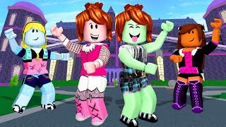 Roblox - DRACUJULIA e FRANKIE CRIS (Monster High Roleplay Game)