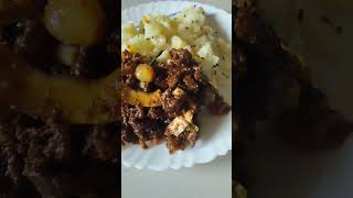 നല്ല ചൂട് കപ്പയും ബീഫും, പിന്നെ നല്ല മഴയും 👌😋 #1_subscribe #food #beef #kappa #trending #shorts