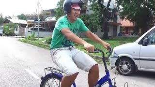 小铭学脚踏车 XIAO MING LEARNS HOW TO CYCLE