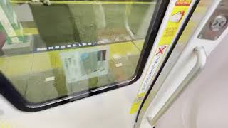 E235系1000番台J-2編成の増1号車4番ドアの半自動ドアを1番最初に操作したのは僕ですww