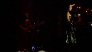 Tarja hablando en español en México 16/05/2009