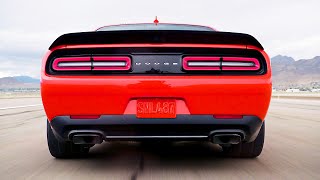 Dodge Challenger SUPER STOCK – Powerful Muscle Car