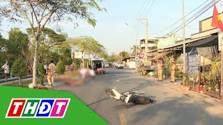 Đồng Tháp: Xe chở 3 tông vào gốc cây ven đường, 2 người tử vong | THDT