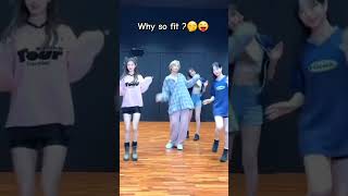 Taehyung dance on gone girl 🙃 😜 #shorts #btsv #v #taehyung #kimtaehyung