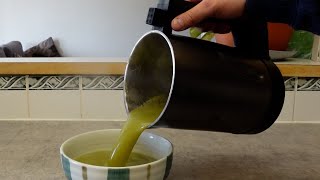 Making Broccoli soup with Philips Soup Maker - 10 Minutes - 1 Button