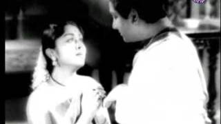 Sivaji Ganesan \u0026 Saroja Devi in Tangathilae Oru Korai Irudalum - Bhaga Pirivinai