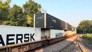 CSX 4550 SD70MACe leads CSX I158 through Piscataway with an Outstanding RL K5LA \u0026 a friendly crew!