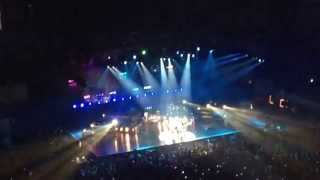 Bruno Mars Singing Treasure in Manila 2014