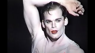 MICHAEL C. HALL + VICTORIA CLARK Cabaret 1999